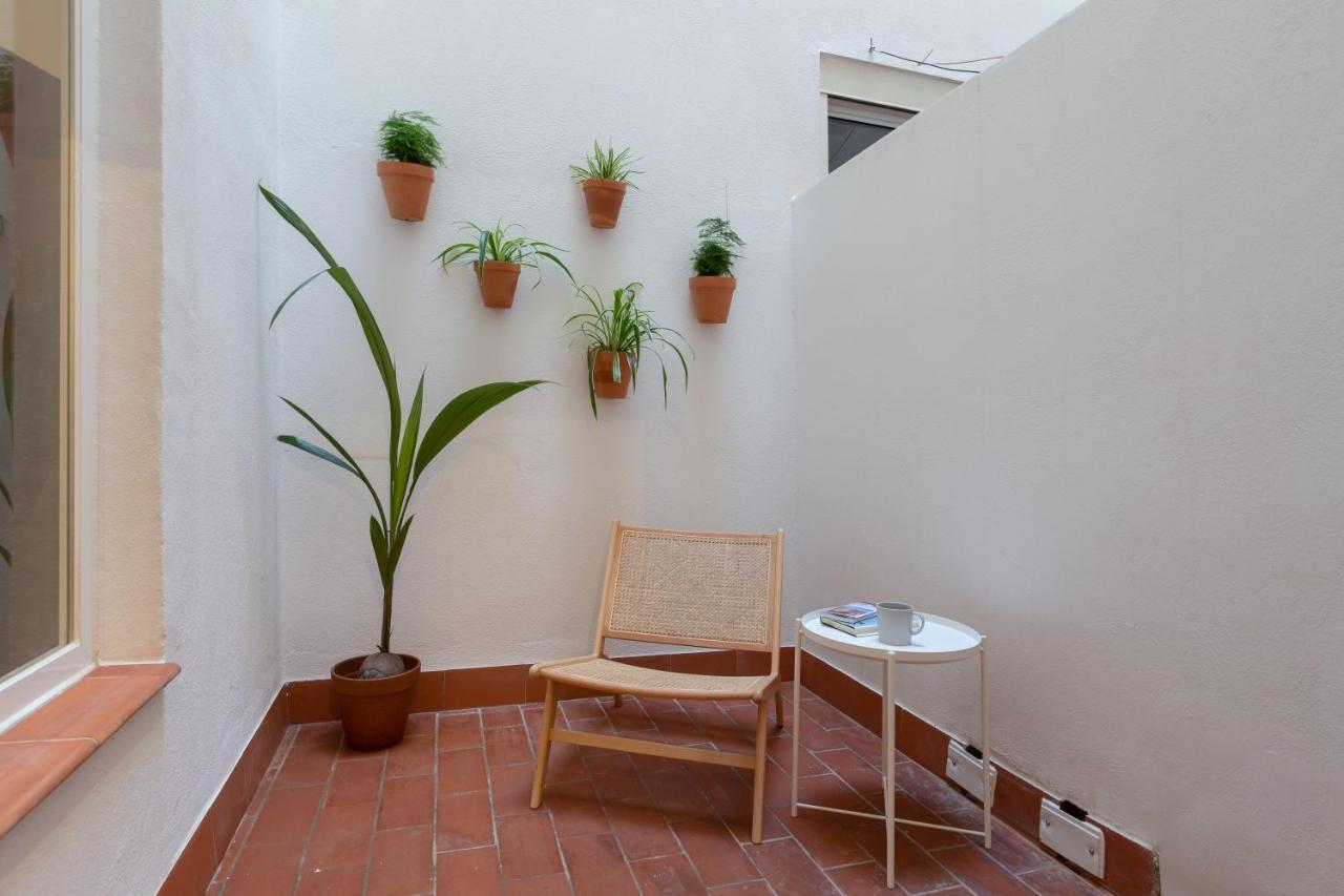 Puerta De Larios: Central Three-Bedroom Apartment With Balconies And Patio Málaga Exterior foto