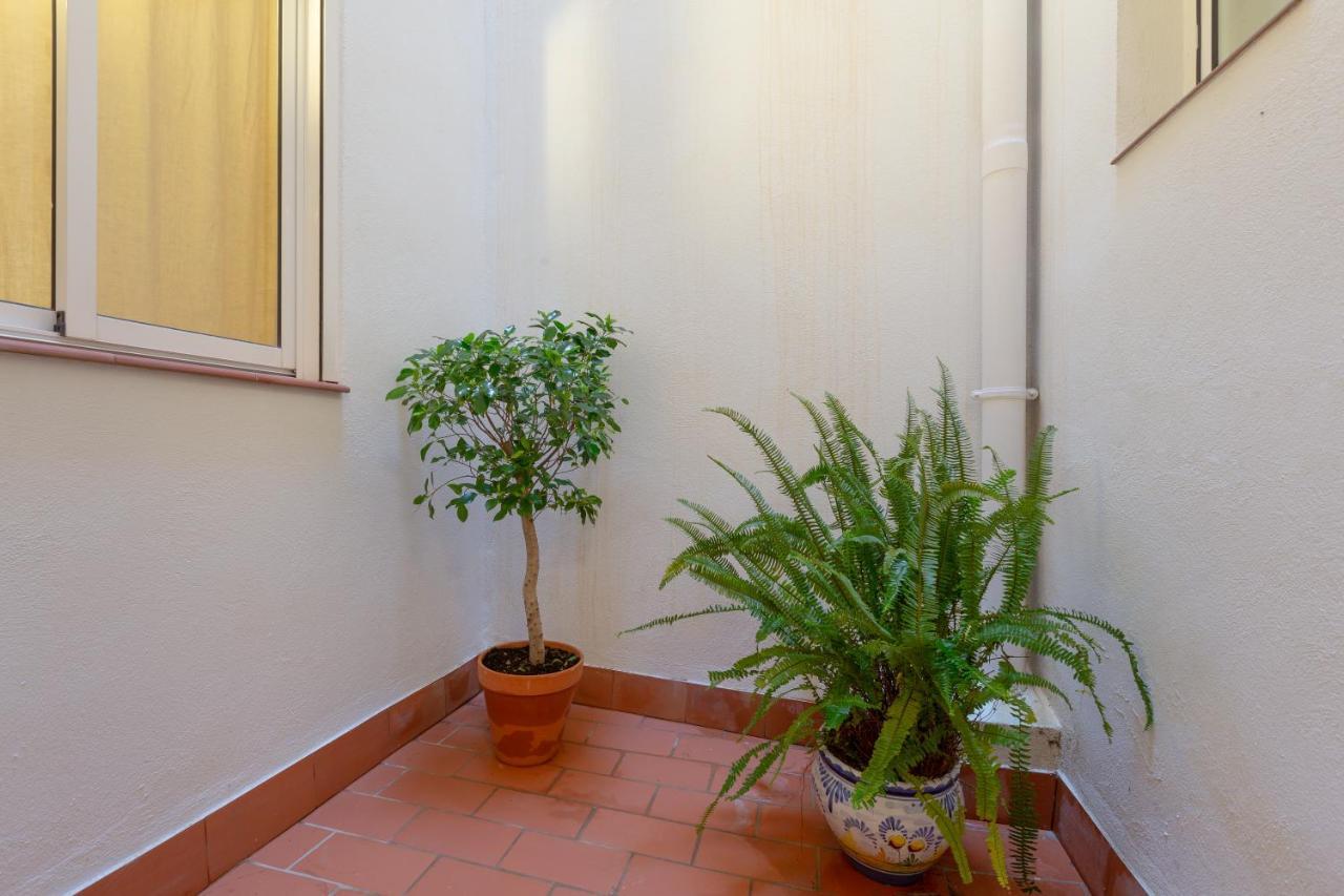 Puerta De Larios: Central Three-Bedroom Apartment With Balconies And Patio Málaga Exterior foto